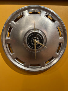 Hubcap Clock